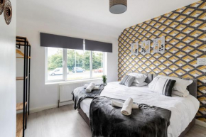 Cosy Contractor and Family House & Skegness Pier & Free Parking by ComfyWorkers